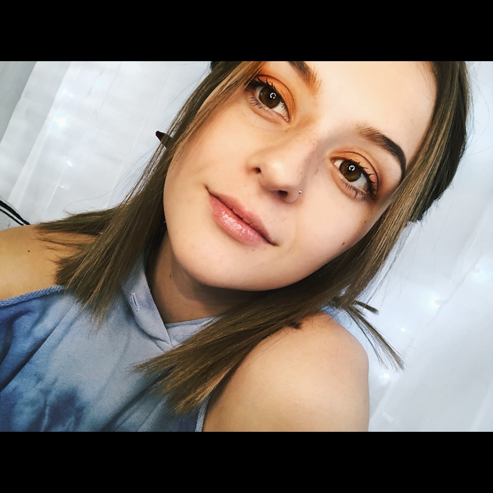 Meet your Posher, Amanda